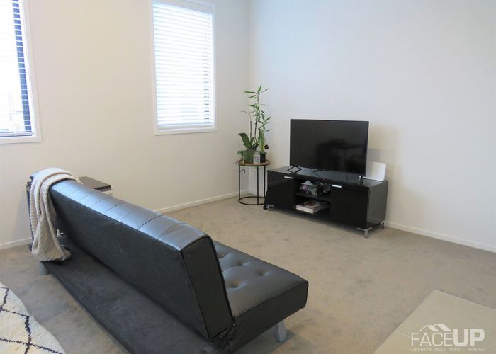 at 20 Pukewhero Rise, Westgate, Waitakere City, Auckland