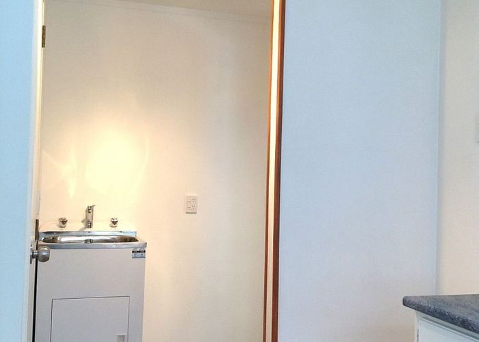  at 4/27 Larges Lane, The Brook, Nelson
