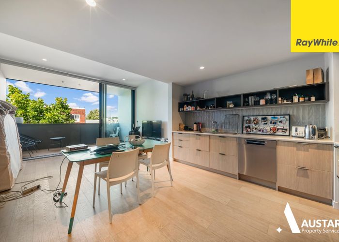  at 5/14 Todd Plaza, New Lynn, Waitakere City, Auckland