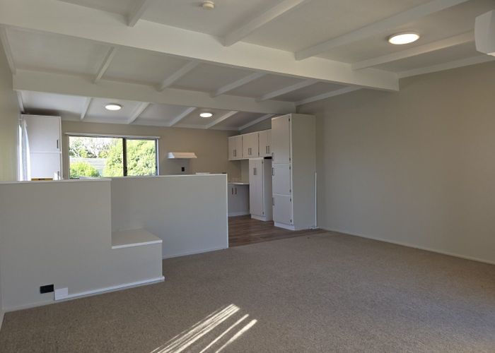  at 9A Ash Grove, Ranui Heights, Porirua, Wellington