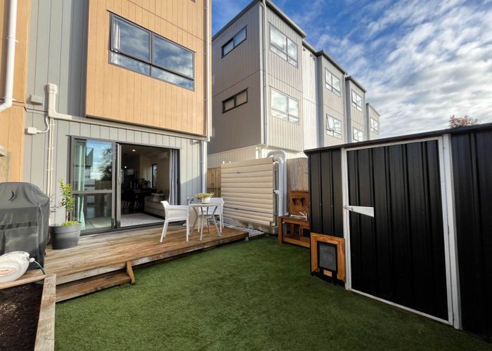  at 16/8 Arney Road, Ranui, Waitakere City, Auckland