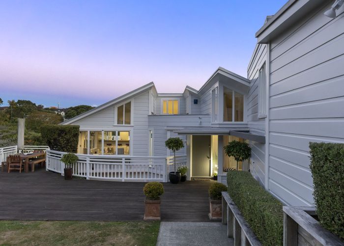  at 21 Simla Crescent, Khandallah, Wellington