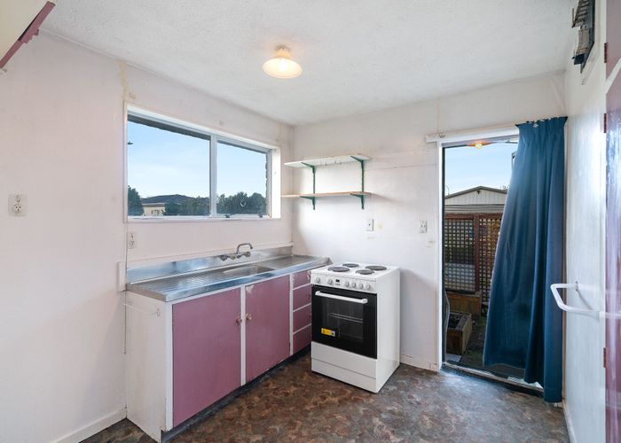  at 1/30 Garvins Road, Hornby, Christchurch City, Canterbury