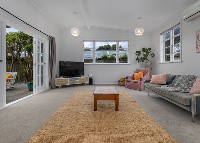  at 53 Tiromoana Road, Raumati South, Kapiti Coast, Wellington