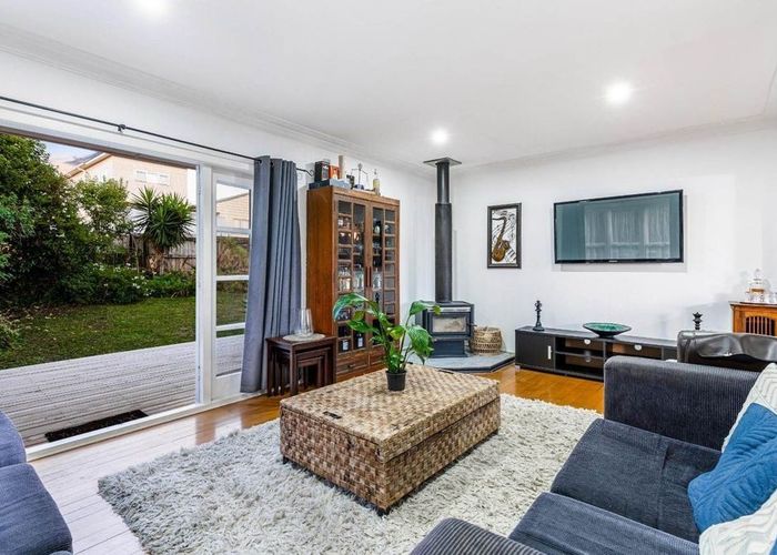  at 77 Royal Road, Westgate, Waitakere City, Auckland