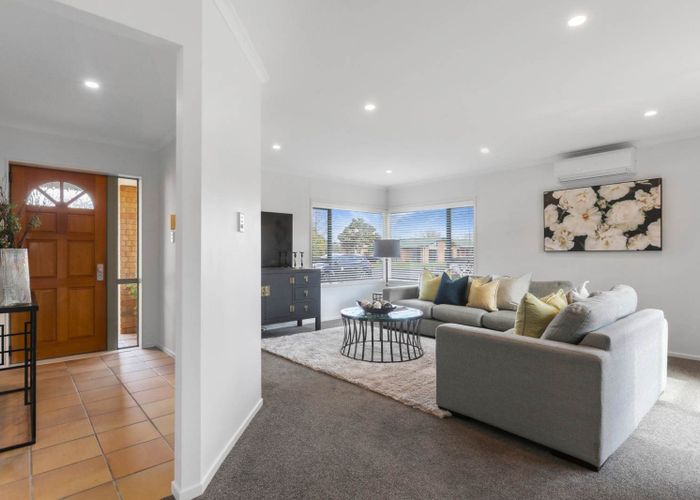 at 31 Cottesmore Place, Huntington Park, Manukau City, Auckland