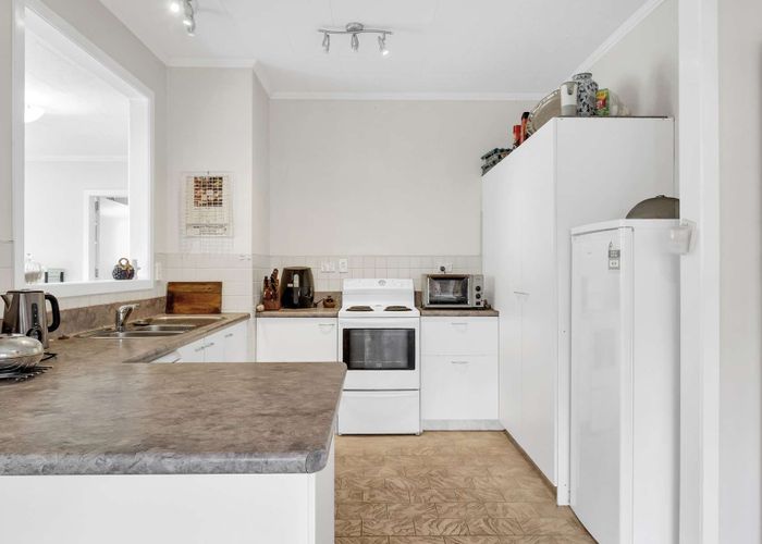  at 18 Delhi Avenue, Aramoho, Whanganui