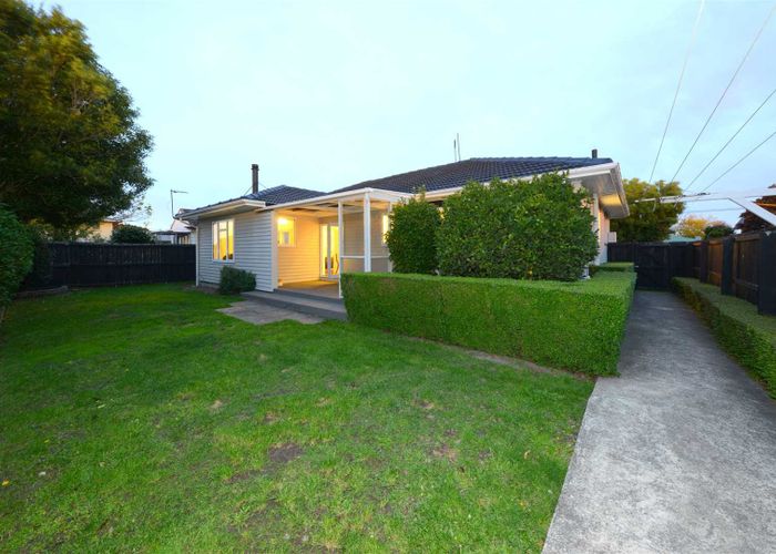  at 60 Middlepark Road, Sockburn, Christchurch