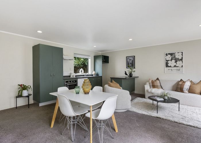  at 16/8 Rendall Place, Eden Terrace, Auckland City, Auckland