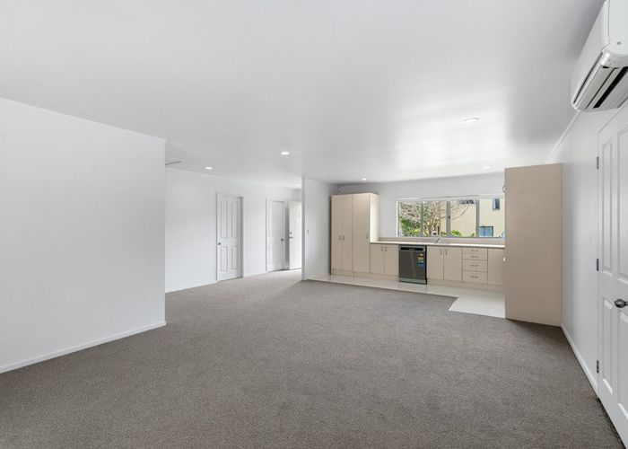  at 1 Neta Grove, Henderson, Waitakere City, Auckland