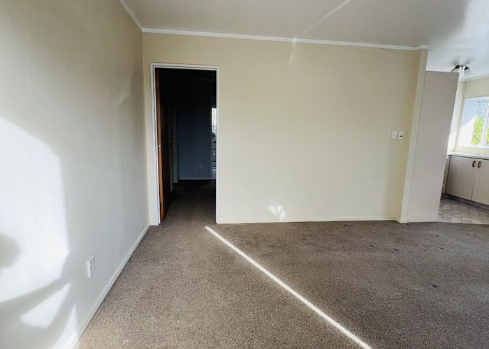  at 3/74 West Coast Rd, Glen Eden, Waitakere City, Auckland
