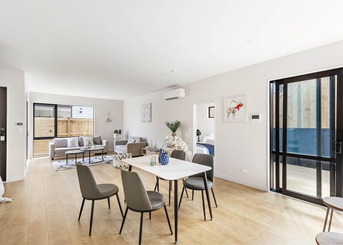  at 2 Dorricott Avenue, Hobsonville, Waitakere City, Auckland