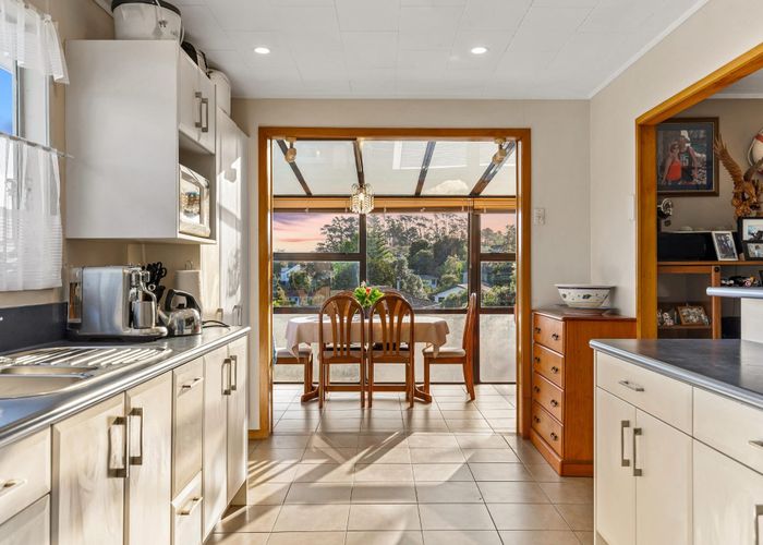  at 39 Rehia Road, Massey, Auckland