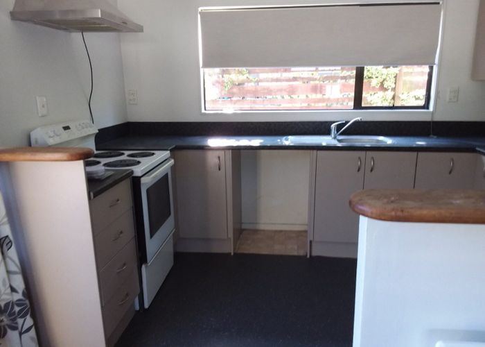  at Welcome Bay, Tauranga, Bay Of Plenty