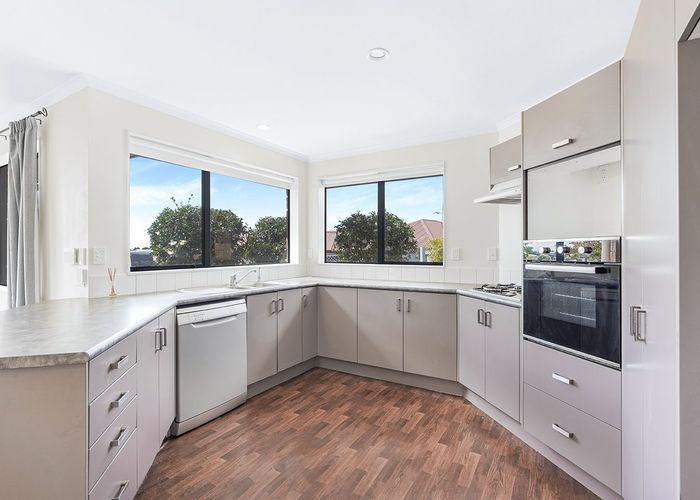  at 18 Everton Place, Grandview Heights, Hamilton, Waikato