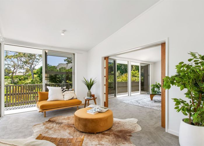  at 8 Pentre Terrace, Cashmere, Christchurch