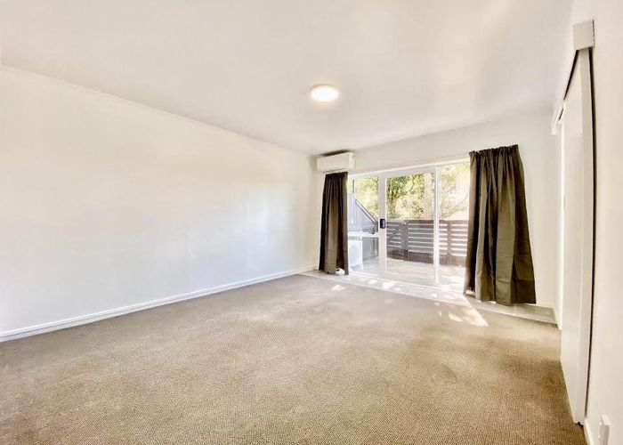  at 1/52 Gowing Drive, Meadowbank, Auckland City, Auckland