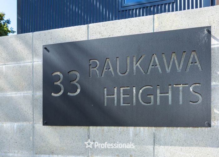  at 31/33 Raukawa Street, Stokes Valley, Lower Hutt