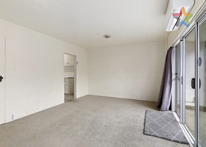  at 8C Montgomery Crescent, Clouston Park, Upper Hutt