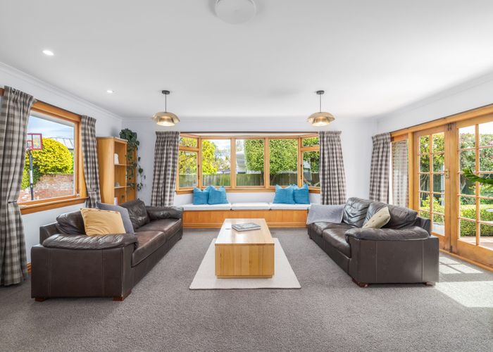  at 4 Bannister Place, Fendalton, Christchurch City, Canterbury