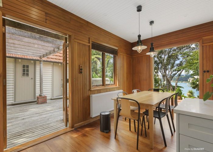  at 51 Grafton Road, Roseneath, Wellington