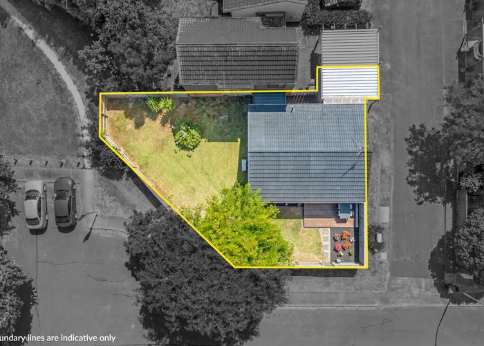  at 27 Pohutukawa Place, Ellerslie, Auckland