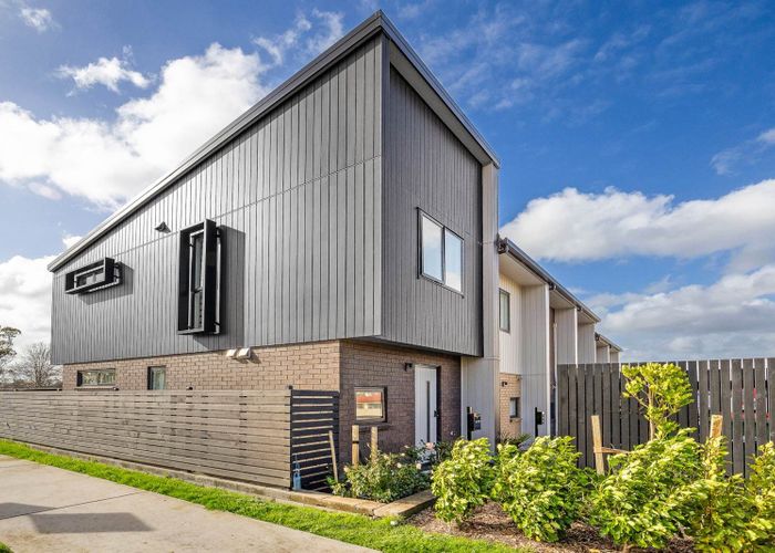  at 1/107 Selo Street, Glen Eden, Waitakere City, Auckland