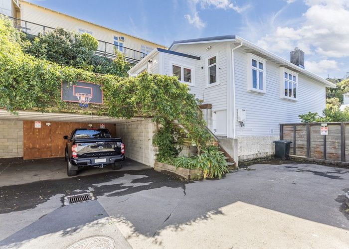  at 6 Tiketike Way, Brooklyn, Wellington, Wellington