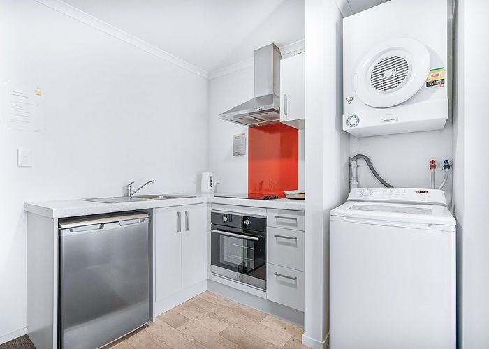  at 6/30 Hunter Street, Hamilton Lake, Hamilton, Waikato