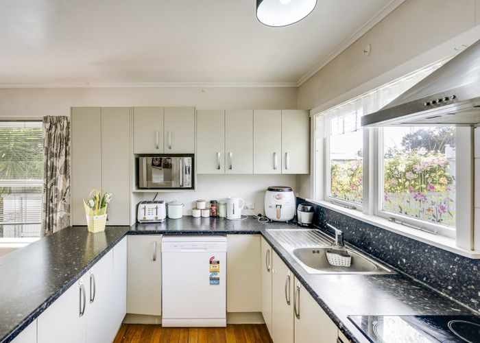  at 17 Downing Avenue, Pirimai, Napier, Hawke's Bay