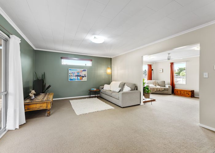  at 8 Turner Place, Riversdale, Blenheim