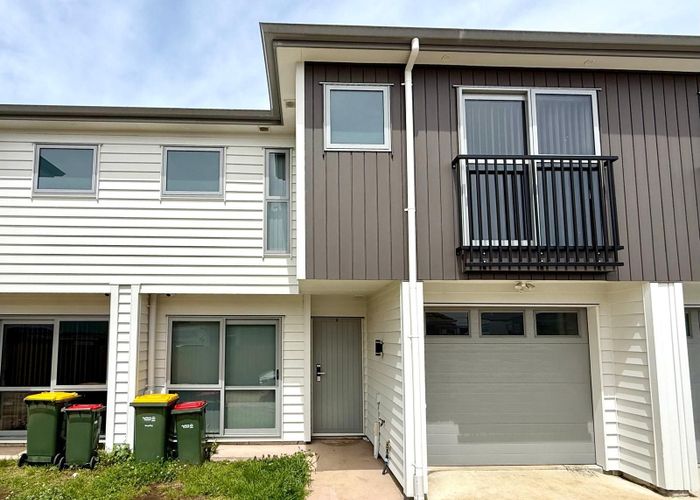  at 2/55 Swaffield Road, Papatoetoe, Manukau City, Auckland