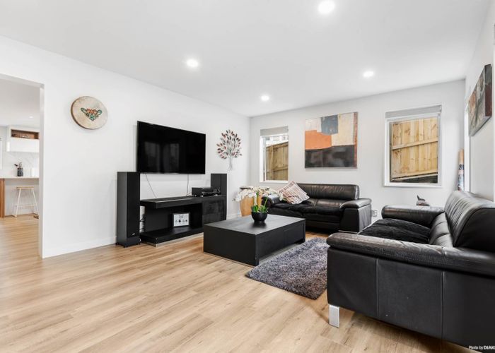  at 513C West Coast Road, Glen Eden, Auckland