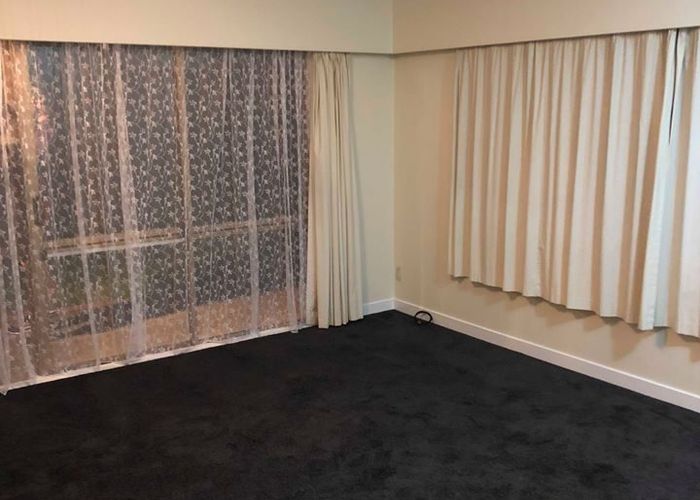  at 1/18 McLeod Road , Te Atatu South, Waitakere City, Auckland