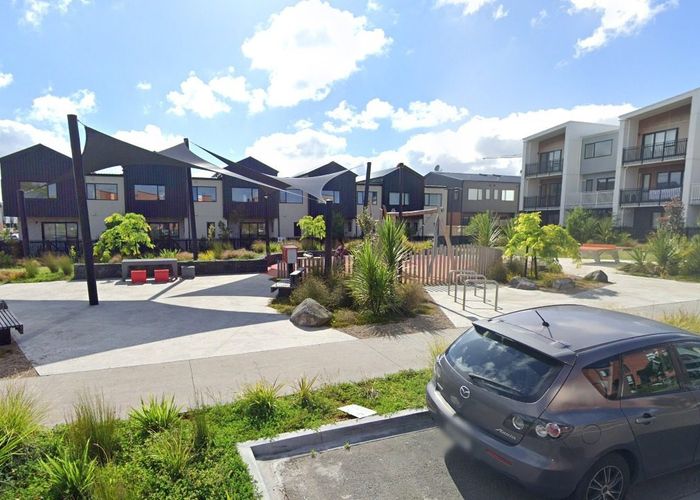  at 52 Tahuhu Road, Mount Wellington, Auckland