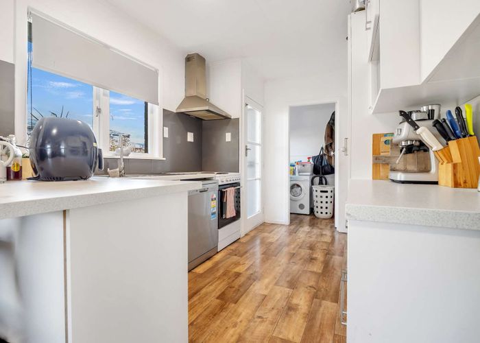 at 11 Leong Avenue, Dinsdale, Hamilton, Waikato