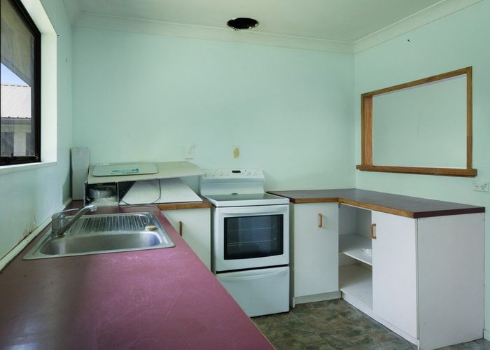  at 42 Puke Road, Paeroa, Paeroa