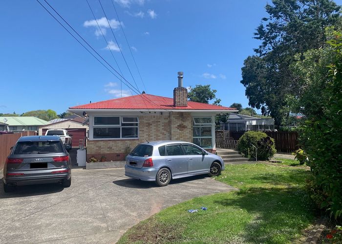  at 109 Universal Drive, Henderson, Waitakere City, Auckland