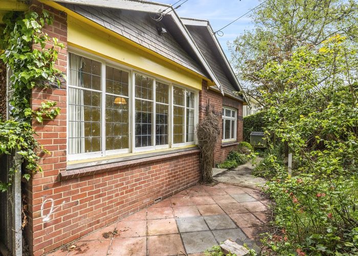  at 28 Mcgeorge Avenue, Mornington, Dunedin