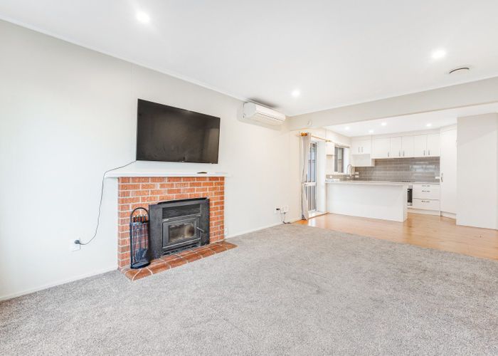  at 56 Botany Road, Botany Downs, Manukau City, Auckland