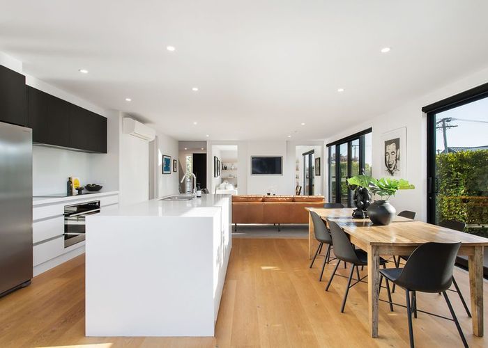  at 90C Bryndwr Road, Fendalton, Christchurch City, Canterbury