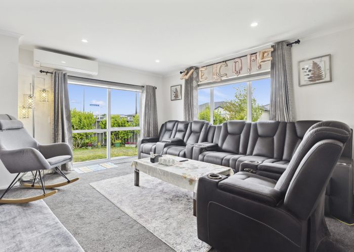  at 25 Whareatua Avenue, Takanini, Auckland