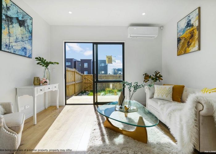  at 5 Creekside Way, Flat Bush, Auckland