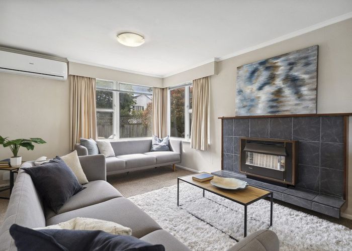  at 2B Sutherland Avenue, Silverstream, Upper Hutt