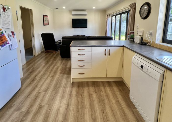  at 9 Buckingham Place, Rototuna, Hamilton, Waikato