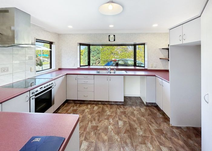  at 29 Kilkenny Street, Fitzherbert, Palmerston North, Manawatu / Whanganui
