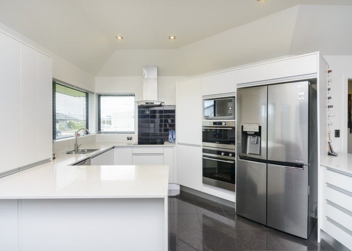  at 14 Pegasus Place, Kelvin Grove, Palmerston North