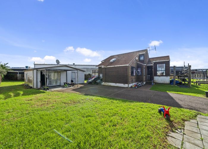  at 6 Albert Road, Manukau, Manukau City, Auckland