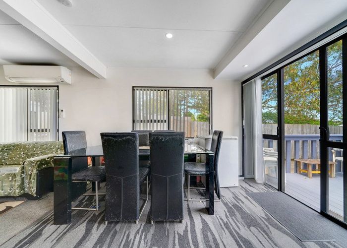  at 1/18 Frobisher Way, Clendon Park, Manukau City, Auckland