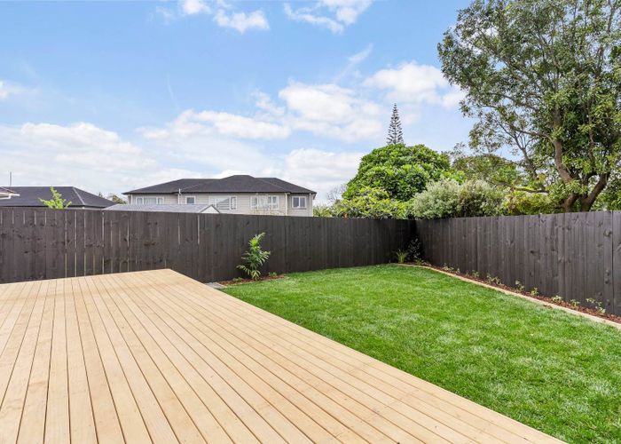  at Lot 5/118 Chivalry Road, Glenfield, North Shore City, Auckland